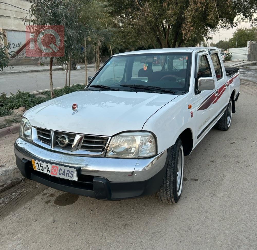 نيسان بيك اب